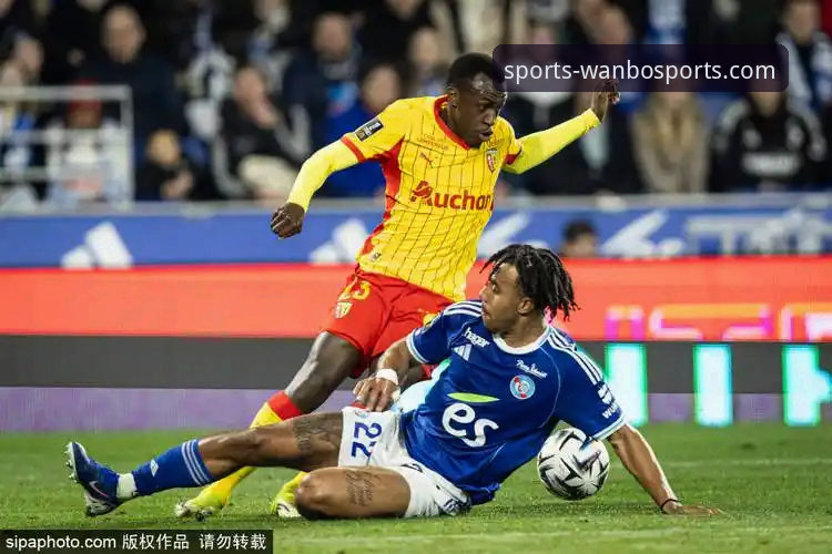 万博体育APP下载怎么下载 帕尼切利重伤无缘世界杯:一次战术板上的关键缺失与技术角度的深度解析